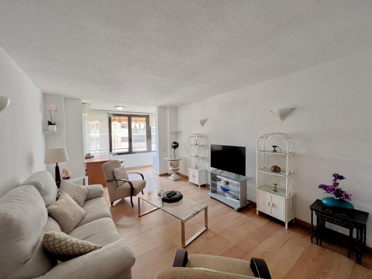 Apartamento En Malaga Este Exterior foto