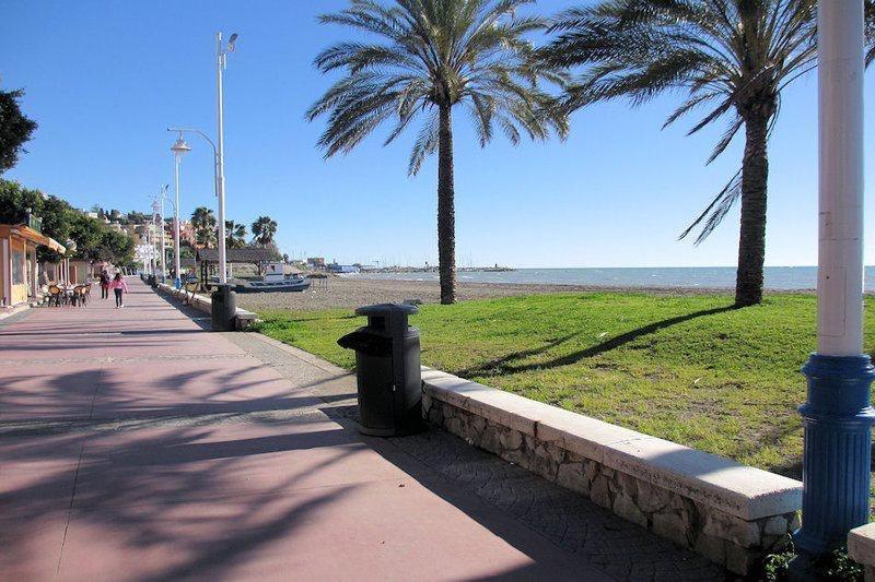 Apartamento En Malaga Este Exterior foto